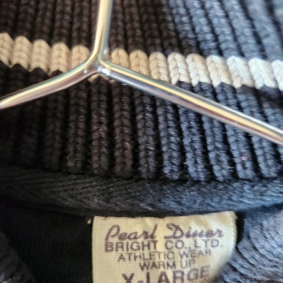 Vintage Black and White Streetware Jacket from Japan - Picture 9 of 11